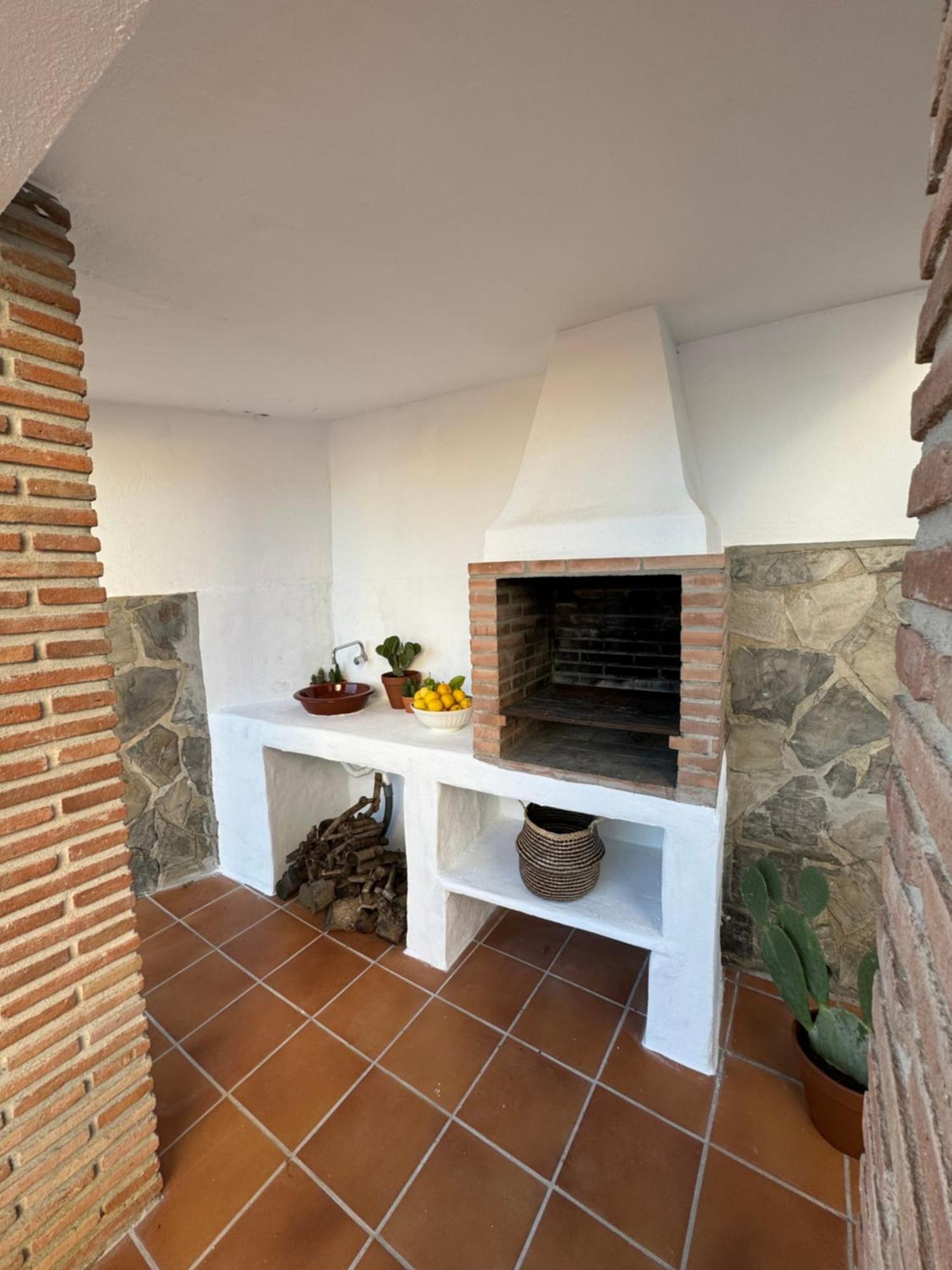 Villa En Frigiliana Con Piscina, Jacuzzi Y Espectaculares Vistas ภายนอก รูปภาพ