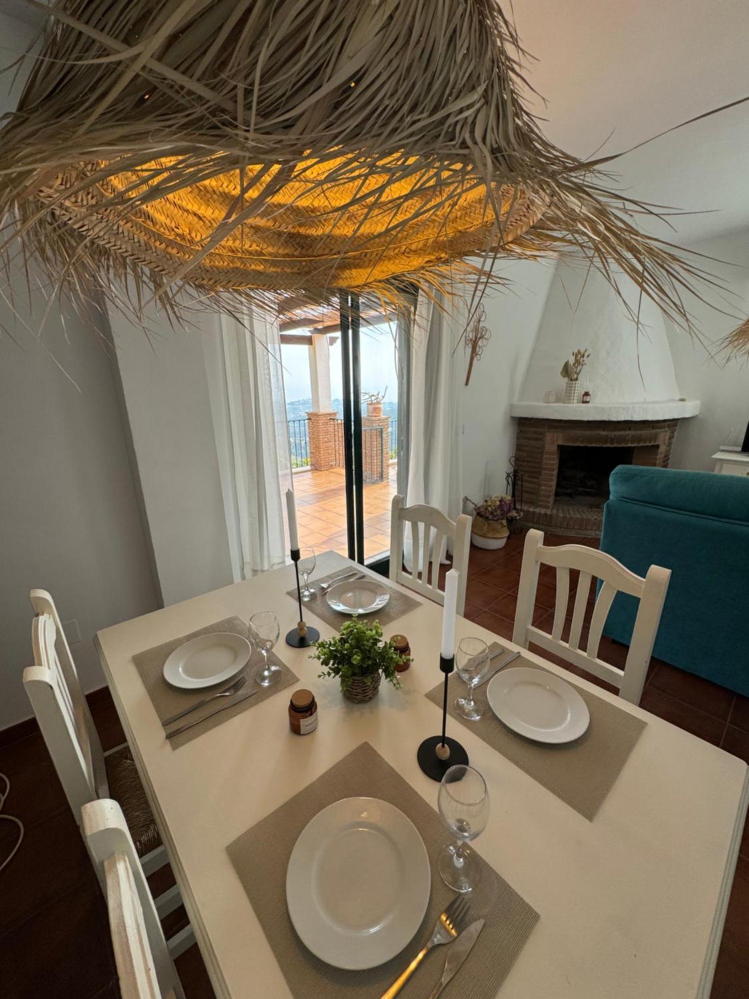 Villa En Frigiliana Con Piscina, Jacuzzi Y Espectaculares Vistas ภายนอก รูปภาพ