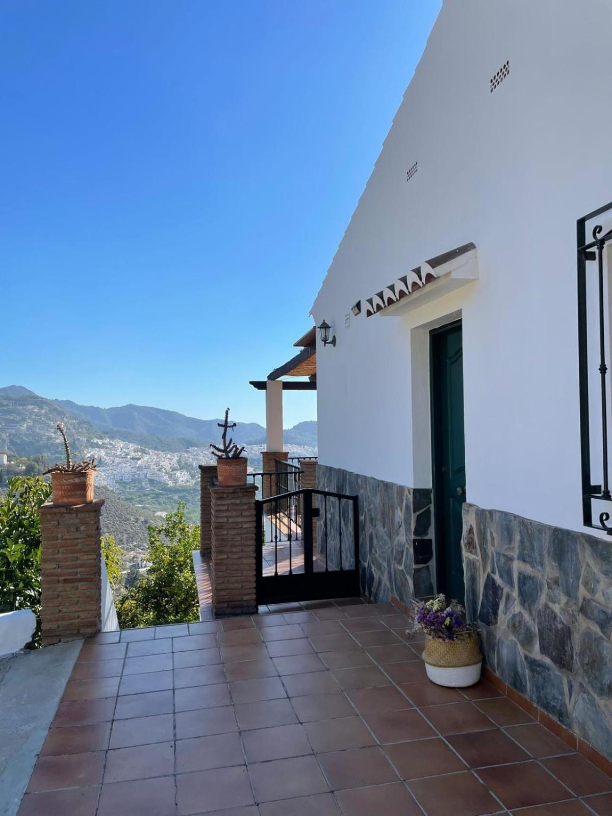Villa En Frigiliana Con Piscina, Jacuzzi Y Espectaculares Vistas ภายนอก รูปภาพ