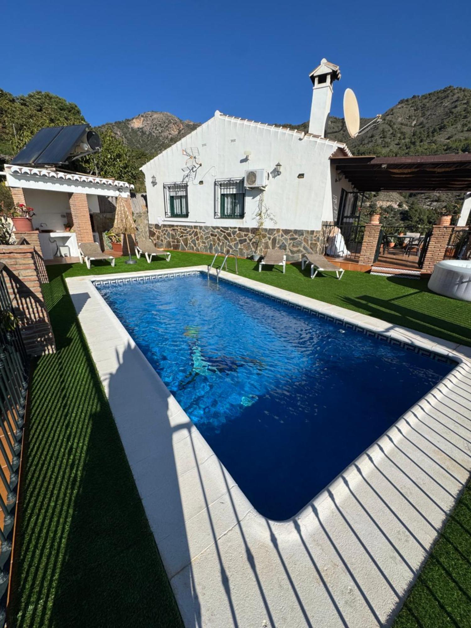 Villa En Frigiliana Con Piscina, Jacuzzi Y Espectaculares Vistas ภายนอก รูปภาพ